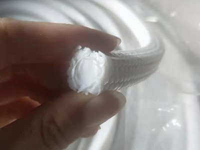 含油白四氟盘根