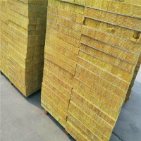 厂家批发高质量外墙专用复合板，岩棉防火保温板厂家【鑫烨】