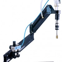 丝锥不易折断，扭力?；?，油水分离的气动攻丝机MD412